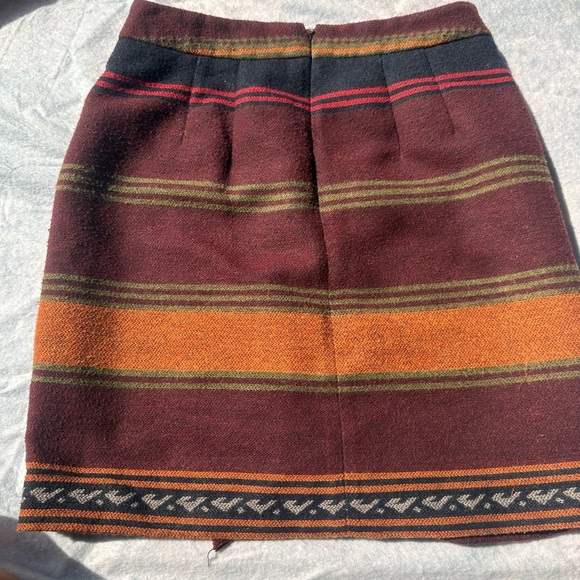 LOFT Women’s Petites Wool Blend Wrap Skirt Southwest Stripe Pattern Fall Colors - Picture 7 of 9
